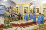 В праздник Сретения Господня митрополит Феодосий совершил Литургию в Спасо-Преображенском соборе 8