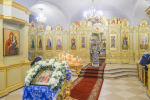 В праздник Сретения Господня митрополит Феодосий совершил Литургию в Спасо-Преображенском соборе 18