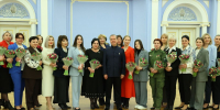 Региональный координатор партийного проекта «Женское Движение Единой России» Люсьена Дейсар приняла участие во встрече с Дмитрием Медведевым - Единая Россия