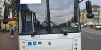 В Тамбове 82-летняя женщина пострадала при падении в автобусе - OnlineTambov.Ru