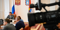 Тротуар, свалка и уличная торговля. На планерке в прямом эфире Евгений Первышов разобрал обращения жителей - Тамбовская жизнь