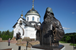 Духовный подвиг и воинское служение: в Новой Ляде торжественно открыли памятник Преподобному Силуану Афонскому